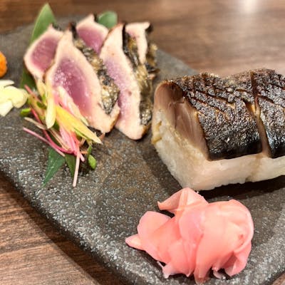 鳥羽の市場で毎日厳選された鮮度抜群の海の幸を【炭焼料理】で堪能