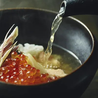 料理人の技が五感を刺激する美食空間