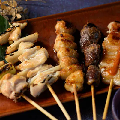 岩手県産「いわい鶏」の炭火焼き鳥