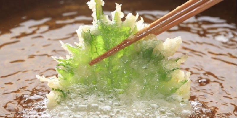 天ぷらおまかせ　※9680円～20570円が目安。お客様からのストップ制で、食べた品数や食材で価格が変動。