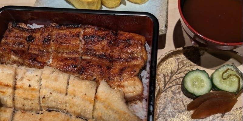 蒲焼と白焼きの二色重コース