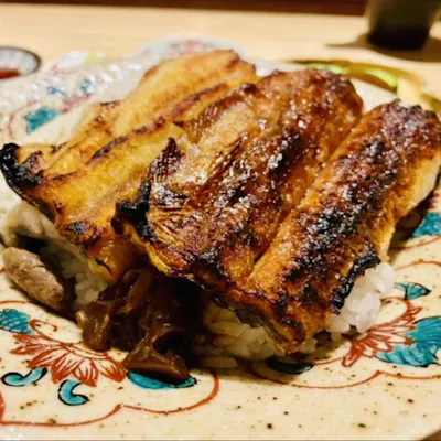 備長炭で丁寧に焼き上げた こだわりの国産鰻