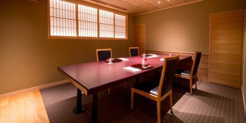 【完全個室 上会席コース】～厳選食材を使用したワンランク上の会席料理～