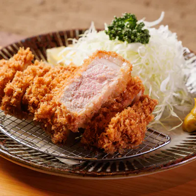 サクッと、やわらか。ふくやの黒豚ヒレカツ