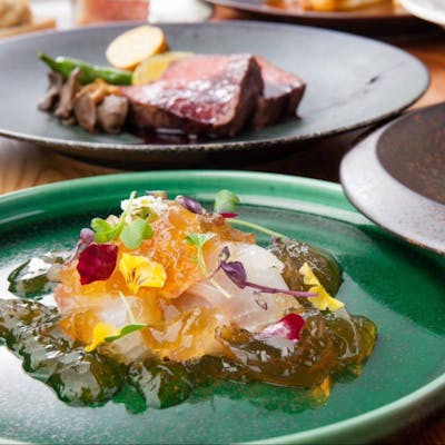 全国の海から直送、鮮魚と有機食材が織りなす本格オーガニックフレンチ