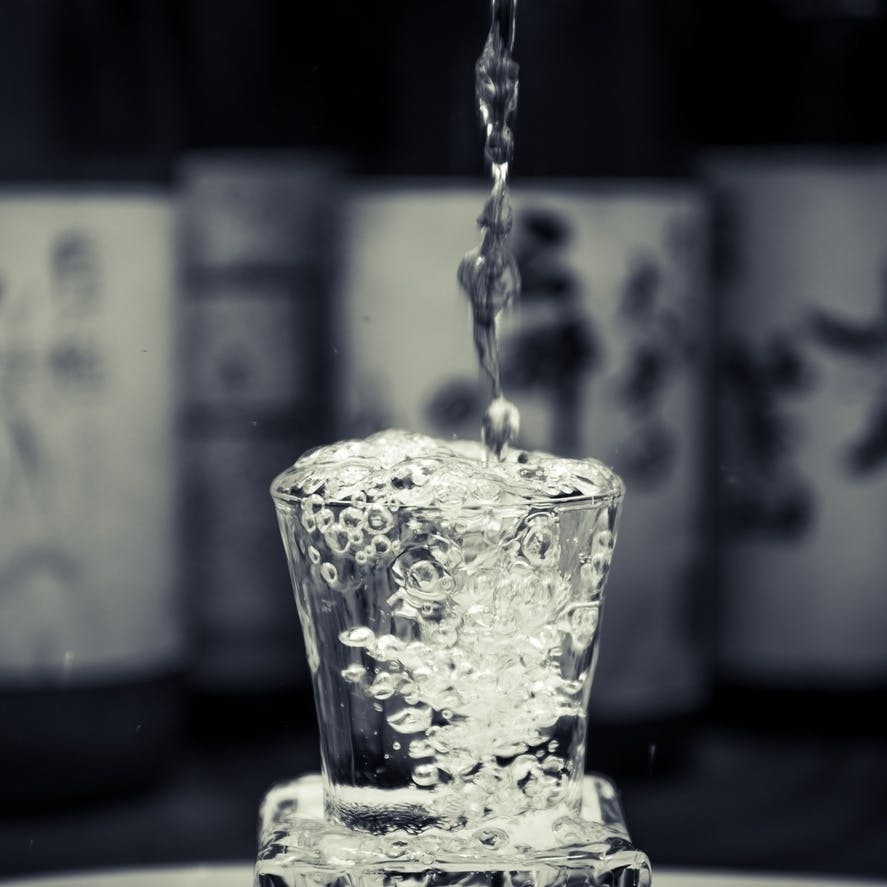 豊富なドリンクメニューで料理を引き立てる