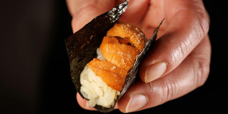 雲丹の食べ比べや海老や本鮪、蒸し鮑の肝ソース等/全21品「大将特上おまかせコース」