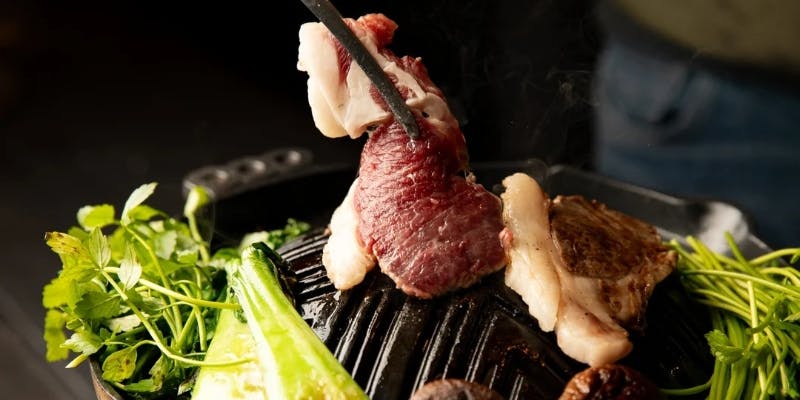 白山コース（店主厳選の羊肉を使った6品程度のコース）