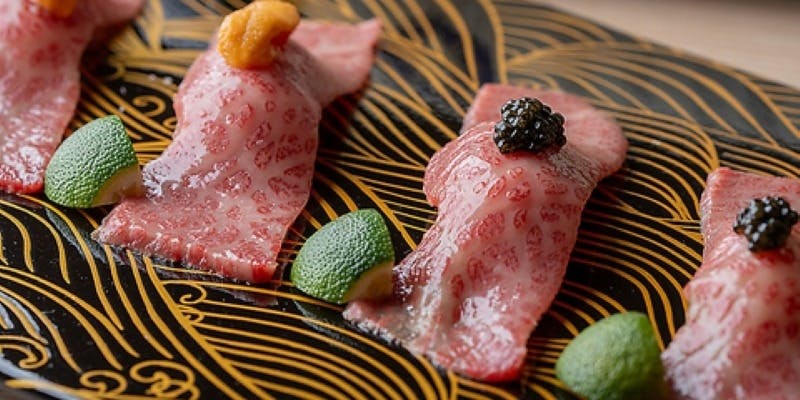 和牛握り和牛上バラ、宮崎牛上ヒレなど全13品