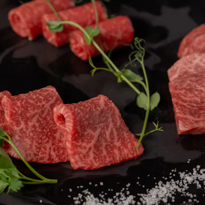 目利き40年、選ばれし一頭から生まれる焼肉体験