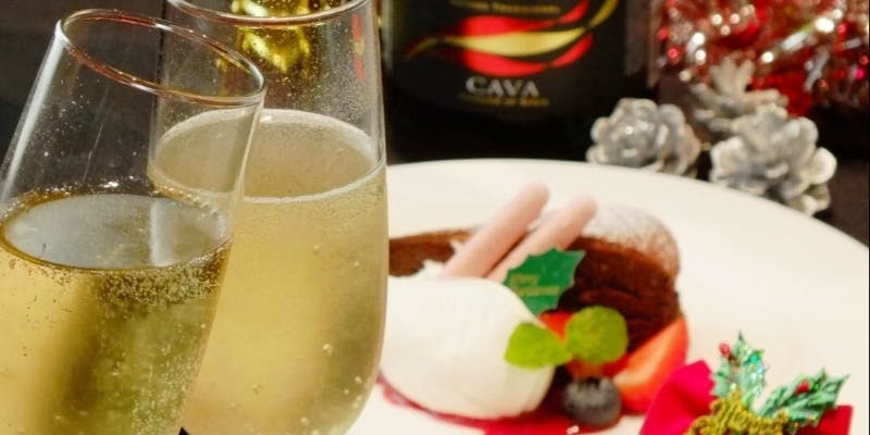 【Xmas2025】本店限定クリスマスコース！和牛・蟹コロなど全8品＋乾杯グラススパークリング付