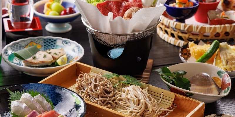 【厳選食材を使用した特別コース 9,900円】