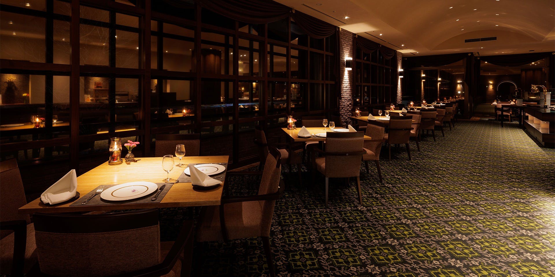 レストラン「シャモニー」／白馬東急ホテル