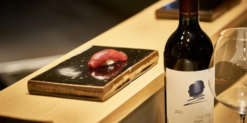 【ねがろくおまかせコース】久兵衛出身の大将が魅せる、日本橋の粋を集めた江戸前寿司おまかせコース