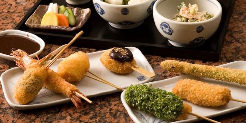 季節の串揚げおまかせコース（食べる本数によって値段が変わります）