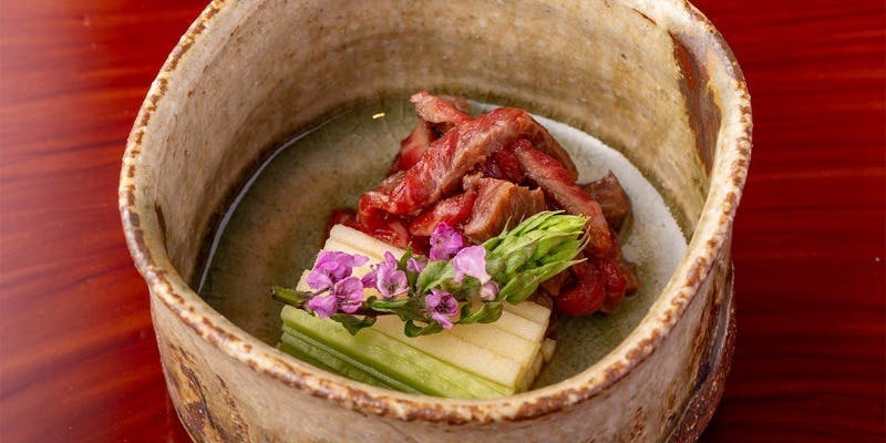 華懐石【A5黒毛和牛を贅沢に使用】全8品