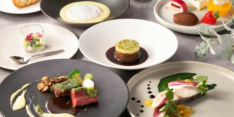 【LUNCH】シェフズスペシャルコース＋パティシエ特製ワゴンデザート【お肉＆お魚Wメイン】（12/26～2/28）