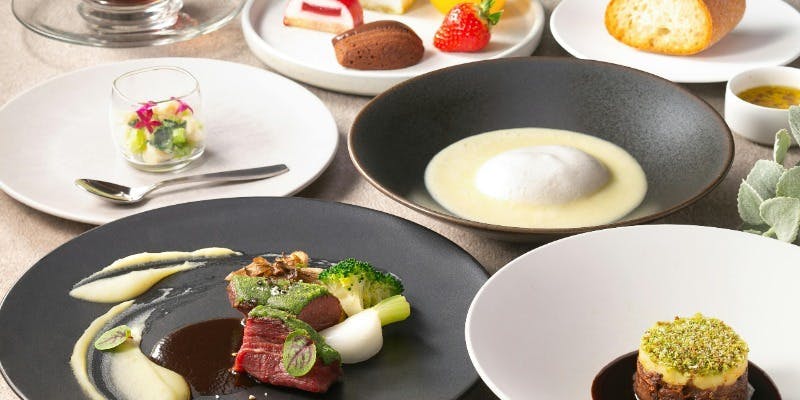 【LUNCH】レコンパンスコース＋パティシエ特製ワゴンデザート【選べるメイン】（12/26～2/28）