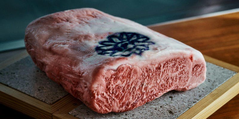  暁ノ刻 “Akatsuki no toki”（12月1日より）＋乾杯スパークリングワイン＆記念日ホールケーキ