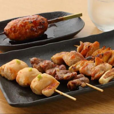 名物は備長炭で焼き上げる本格焼鳥