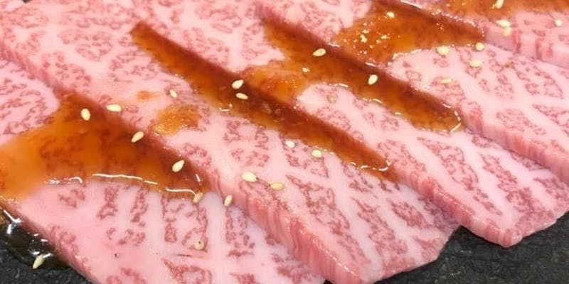 【ちょっと贅沢コース】「あかみユッケ」や「ヒレと赤身希少部位盛合せ」など