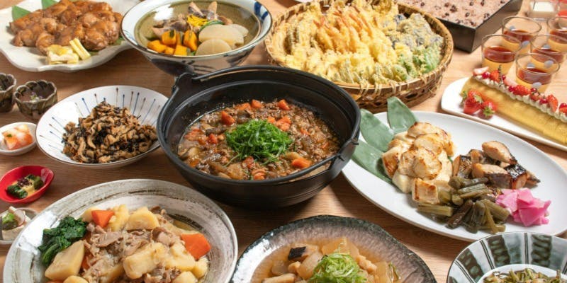 【土日祝ランチ限定】【90分食べ放題】ご家族で楽しめるバイキング