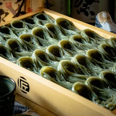 職人技が光る新潟直送生麺を堪能