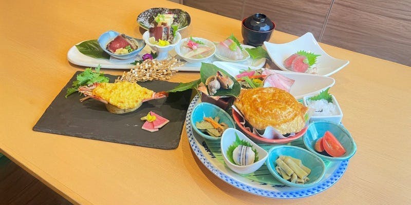 【ディナー8000円コース】藁焼きカツオのたたきや高知の郷土料理を集めた贅沢な全5品