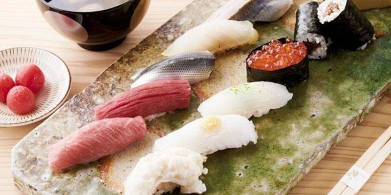 【ランチ限定】特選にぎりランチ　にぎり10貫、巻物、玉子など贅沢なランチ＜全5品＞