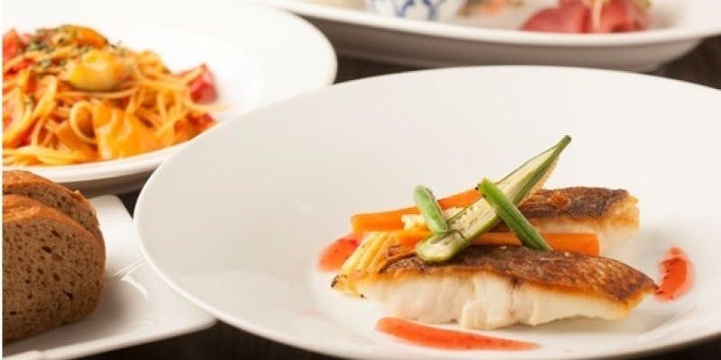 【美コース】鮮魚かお肉料理が選べる 全8品4,400円