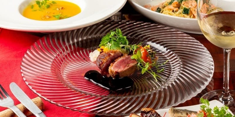 【豪華記念日誕生日コース】季節野菜や国産牛等プレミア6600円コース＋ワンドリンク付き