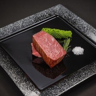 唯一無二の創作フレンチ料理熊本産肉と天草の魚を堪能