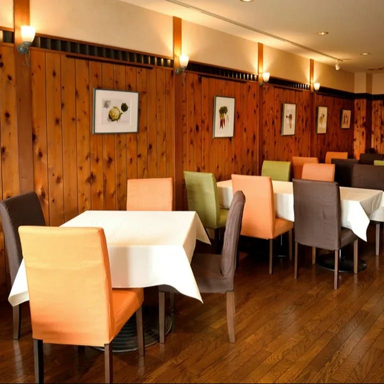 じっくり煮込んだ柔らかい肉料理