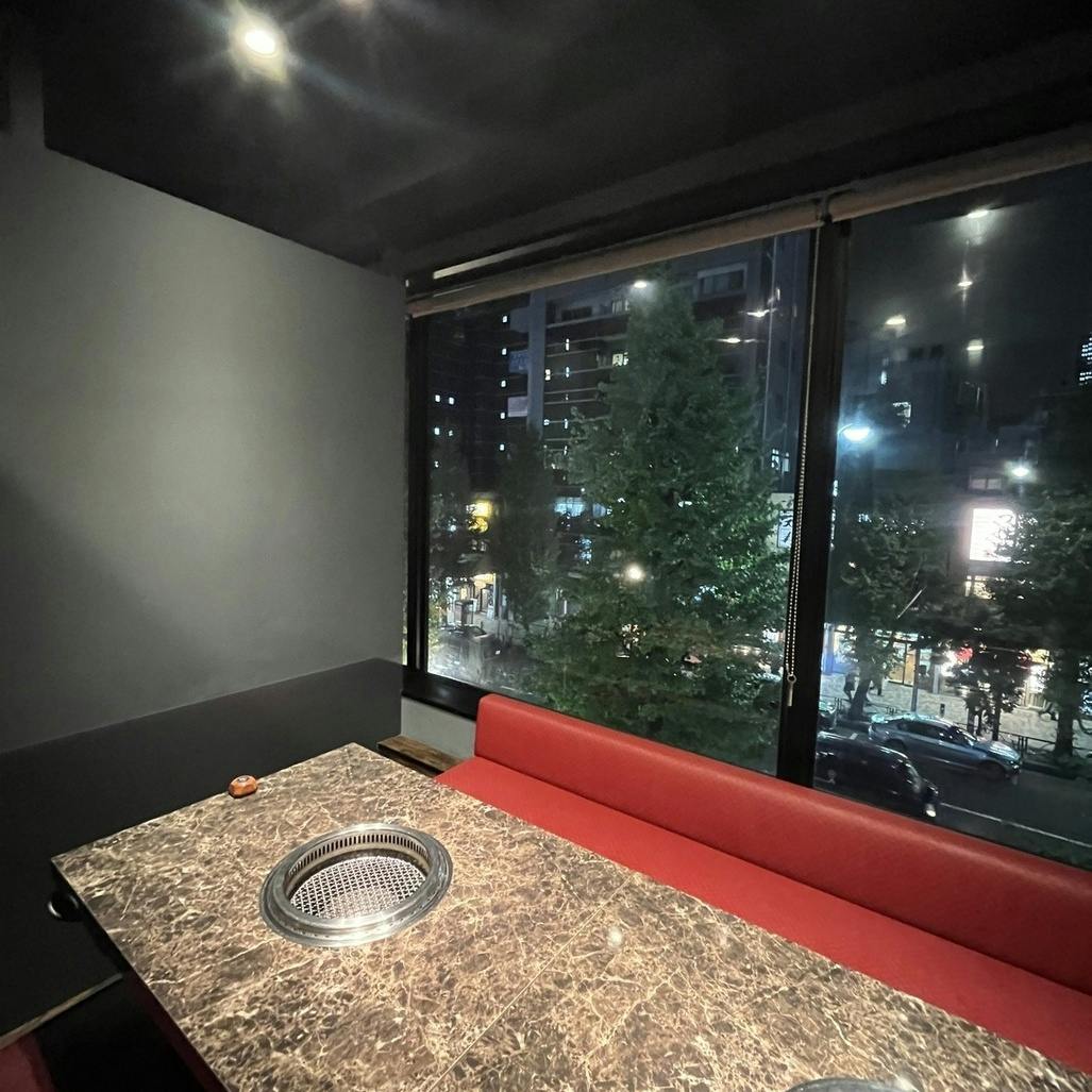 都会の喧騒を忘れさせる、洗練された大人のためのプライベート空間