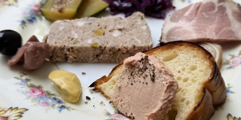 【バリュープラン】前菜、パスタ、メインは＜黒毛和牛・赤身＆豚スペアリブ＞