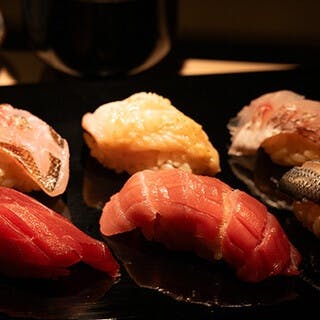 熟練大将が握るおまかせコース