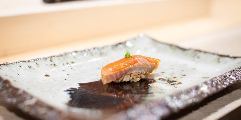 ツマミ付きお任せ握り　