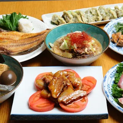 自家製野菜を使った自慢の煮込み料理