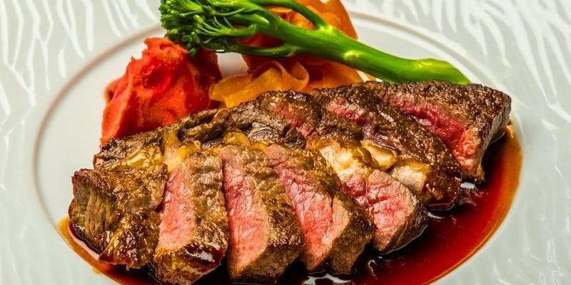 【超得プラン】極上熟成牛×窯焼きピザを堪能できる贅沢プラン＋PREMIUM飲み放題