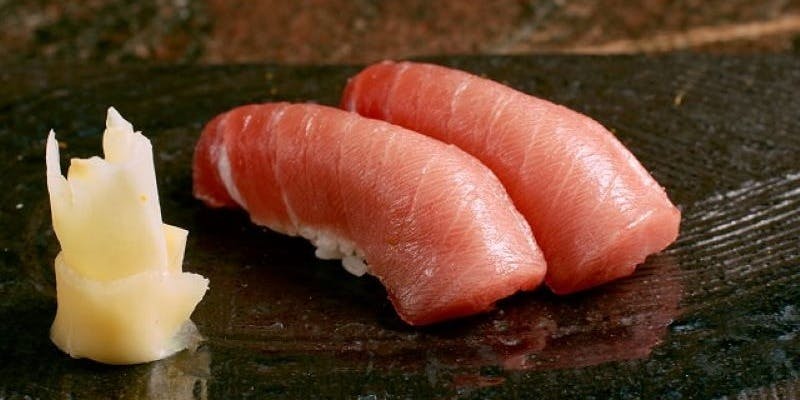 【板長おまかせコース】刺身、焼物、天麩羅、上物含むおまかせ握り6貫、巻物、椀物など