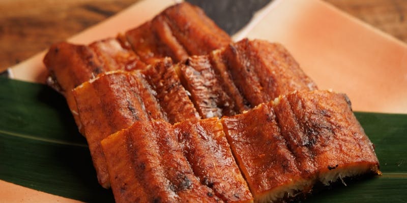 【美食の数々】9品 海鮮天ぷらや当店名物の鰻の蒲焼きなど「炉ーROー」10,000円