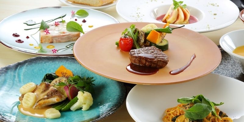 ～クルール～【Couleur】色とりどりな食材で彩るプチ贅沢フルコースランチ！