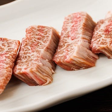 新鮮な和牛と多彩な韓国料理