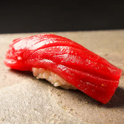 職人技が光る寿司と創作料理