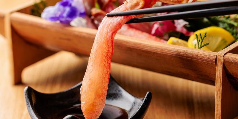 【接待や記念日にも】蟹料理と和牛サーロインのフルコース 2時間半飲み放題