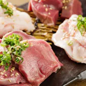 ホルモン焼肉 はやぶさ