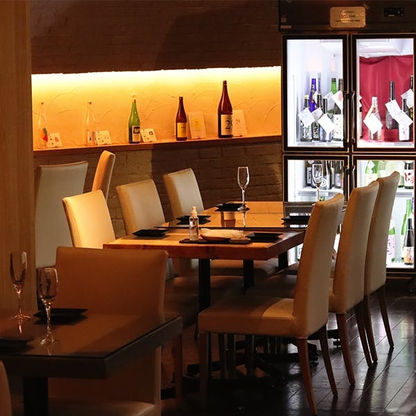 落ち着いた和モダンな空間