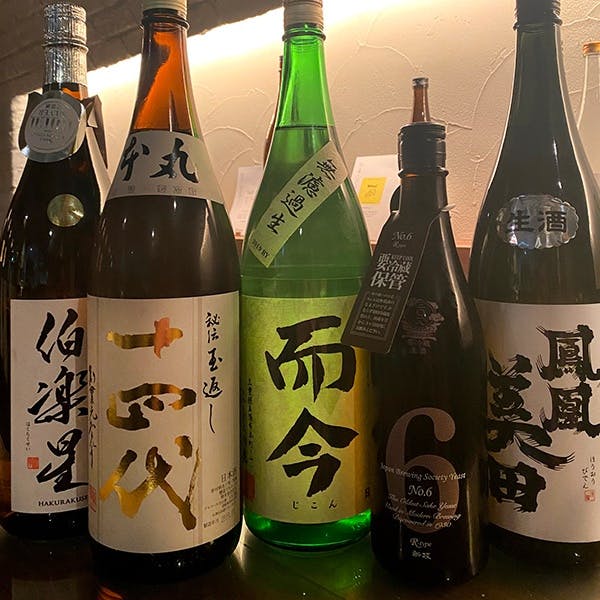 厳選された日本酒の品揃え