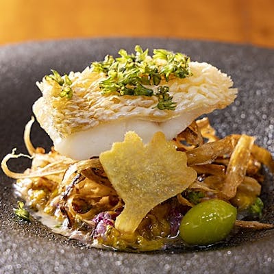 化学調味料不使用、素材を活かしたモダン懐石