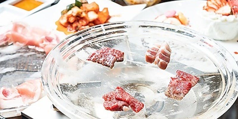 こぶ黒塊肉と水晶板焼の贅沢饗宴コース　全8品＋2時間飲み放題